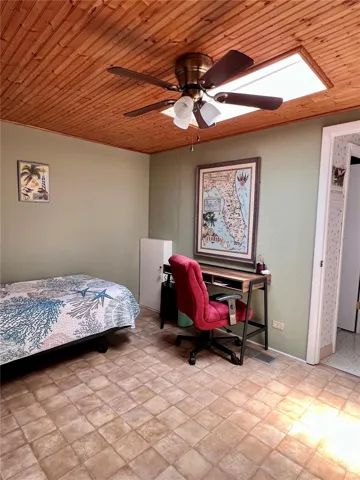 2nd bedroom with skylight