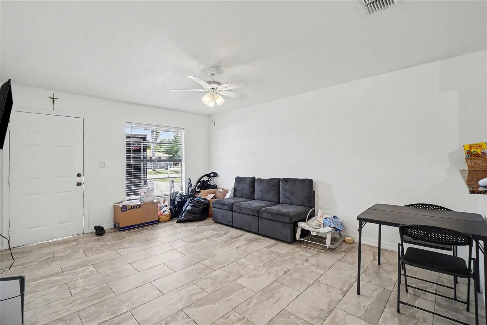2210 Iris way