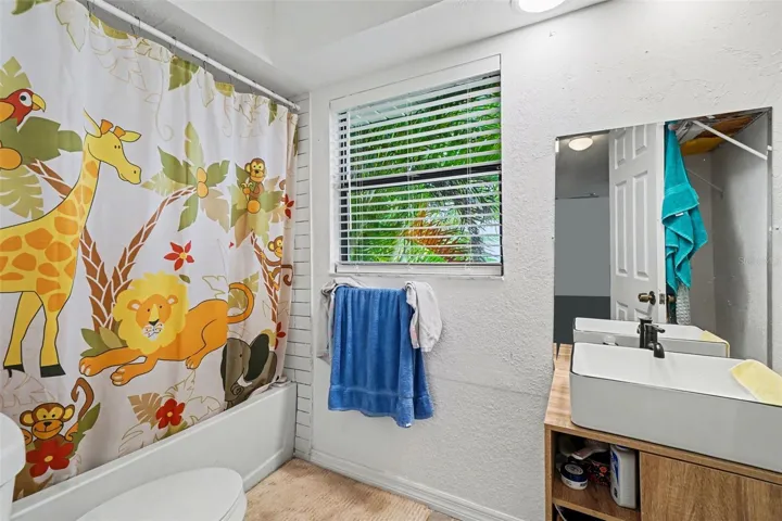 2208 Iris way