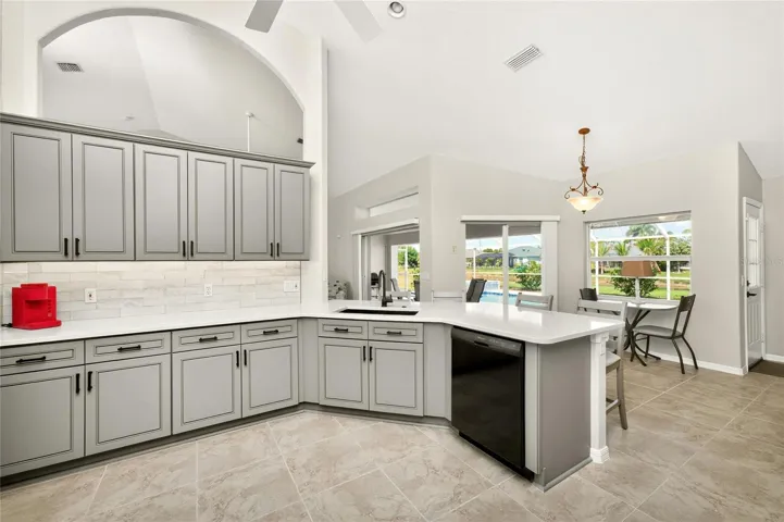 That's not a bad view for when you have to do dishes!