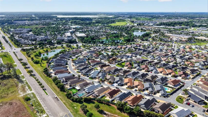 Nearby Brownwood Paddock Square