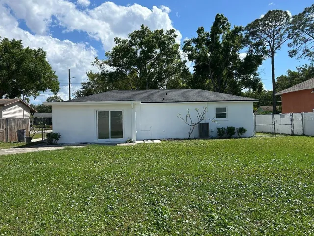 Large yard, fenced