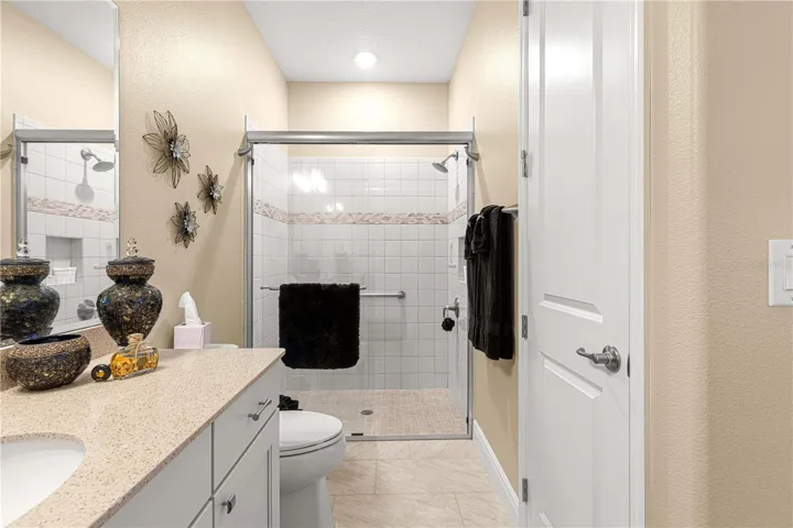 Guest Bath 1