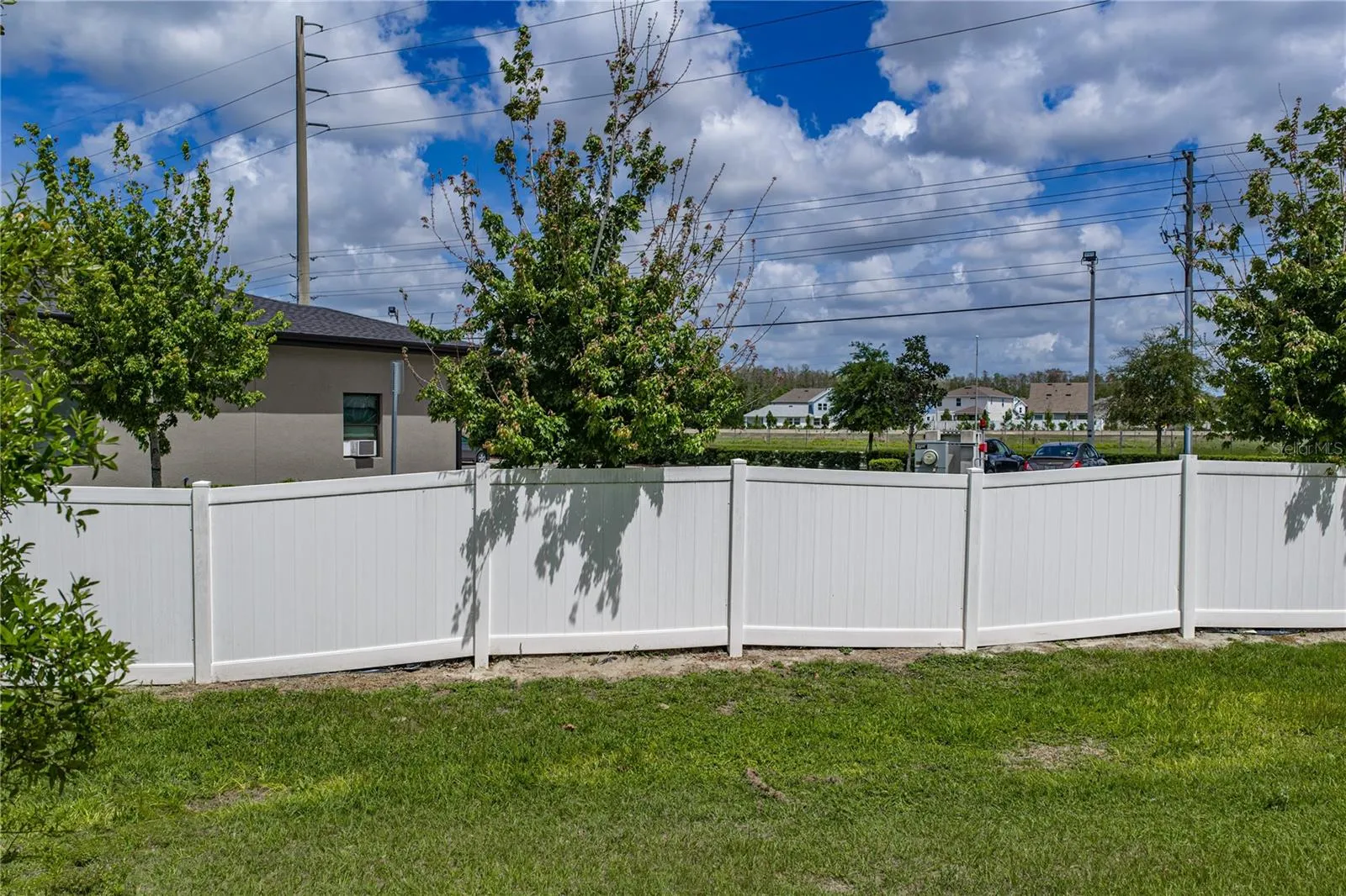 Large Back Yard Space and Open Green Area
