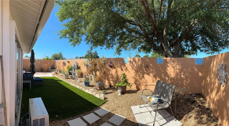 Owners Suite Private Courtyard