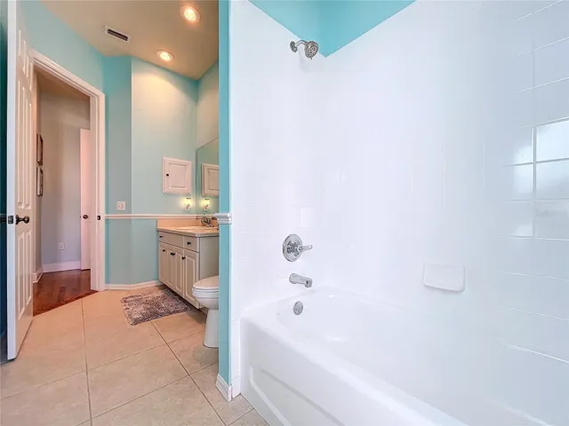 2nd Bathroom