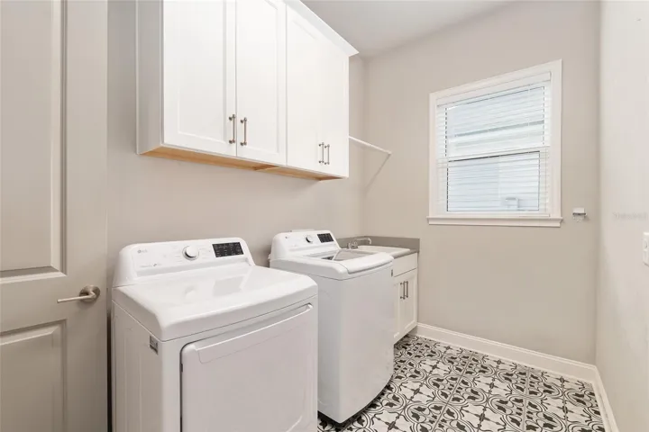 Washer and dryer included