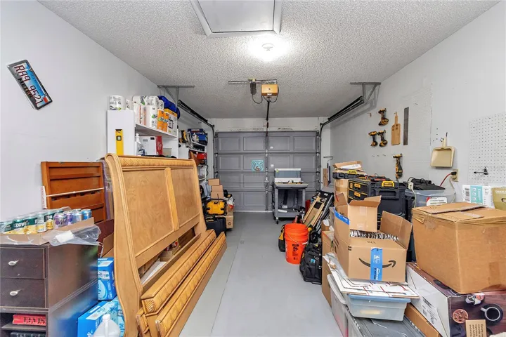 ONE CAR GARAGE