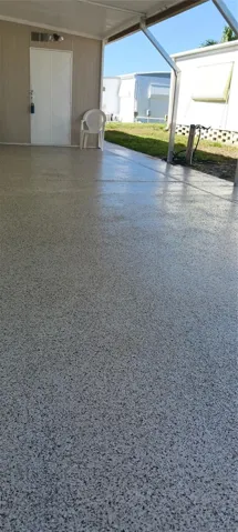 New epoxy driveway