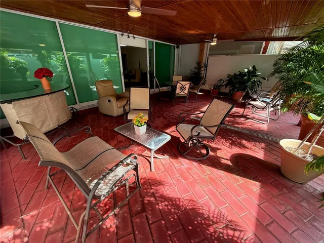 Exterior terrace