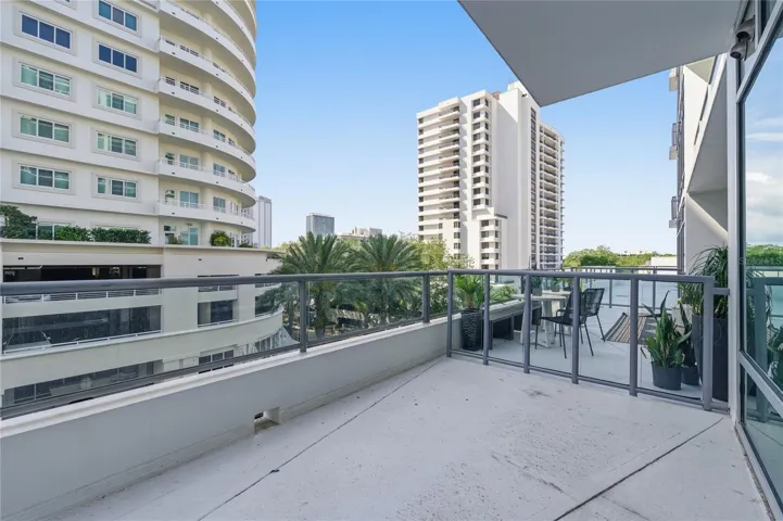 City View with extended balcony  that is 2 times the size of all the other floors.