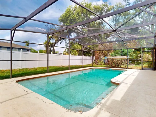 screen pool