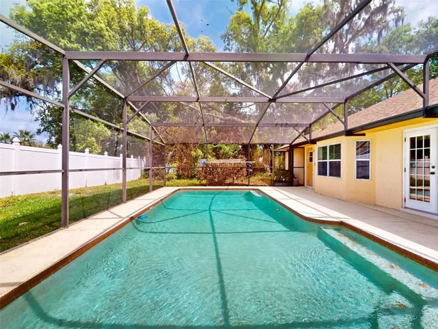 screen pool