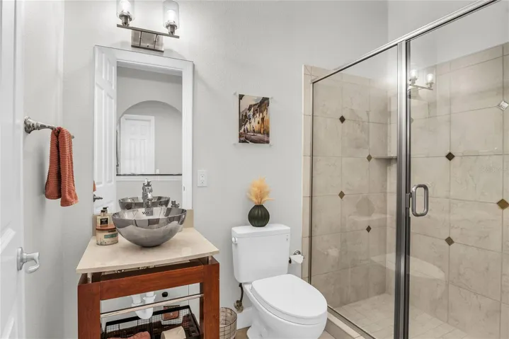 Downstairs full bathroom
