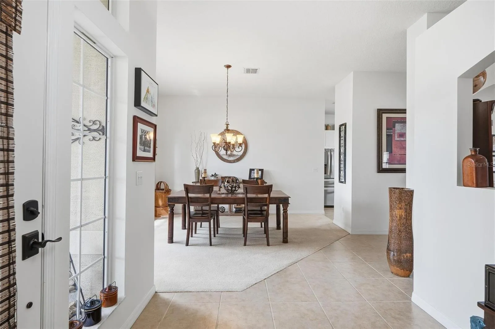 Dining area and Entrance
