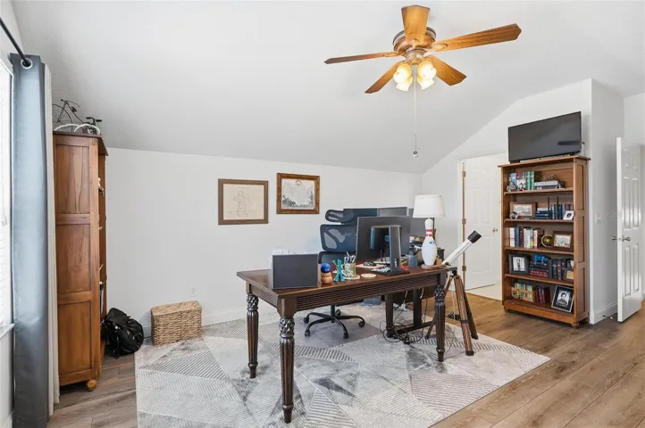 2nd Floor Bedroom/Office/Flex Space