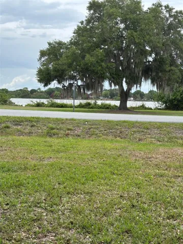 View Across street from vacant lot