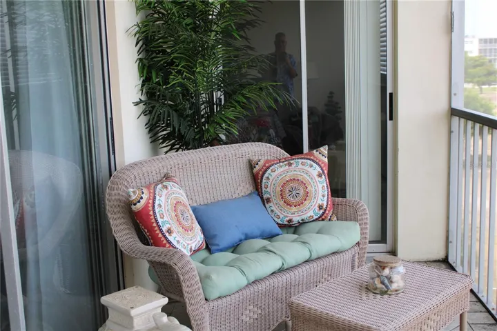 Screened in lanai