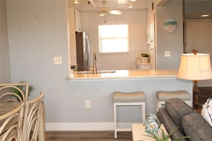Family room/ dining area/ kitchen