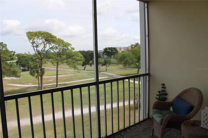 Screened in lanai