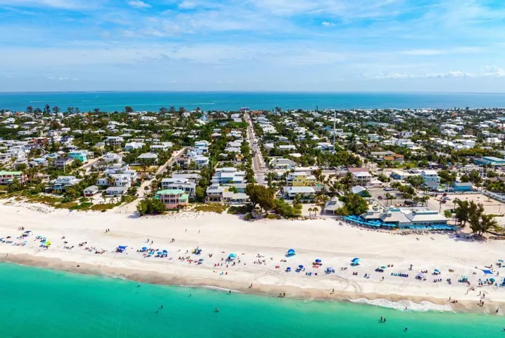 Aerial views to the east