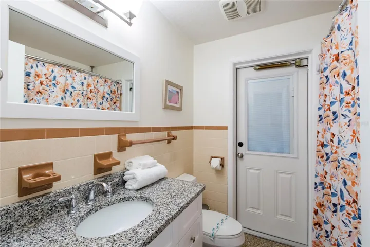 Unit 2 bathroom