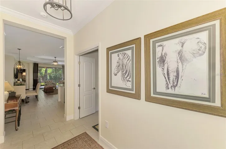 Foyer to double door Den/Office
