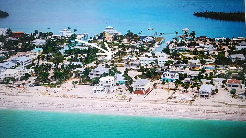 ARROW POINTS TO THE UNIT IN THE COMPLEX