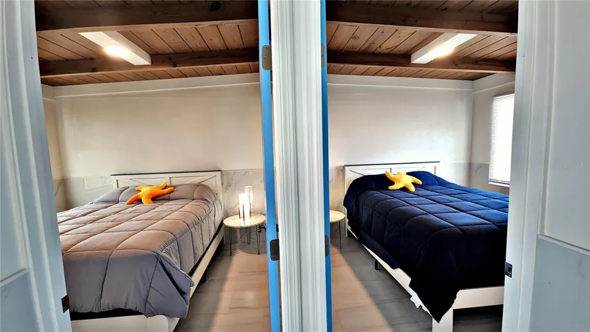 2 QUEEN BEDROOMS WITH LARGE CLOSET IN EACH