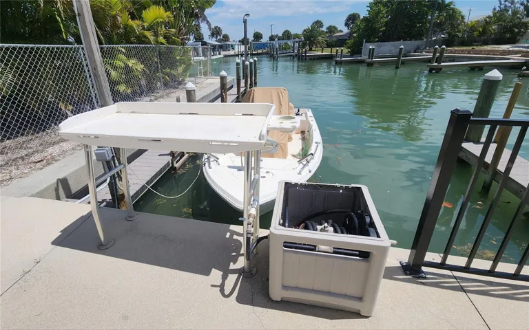 FISH CLEANING STATION AT THE WATER'S EDGE FOR YOUR CONVENIENCE