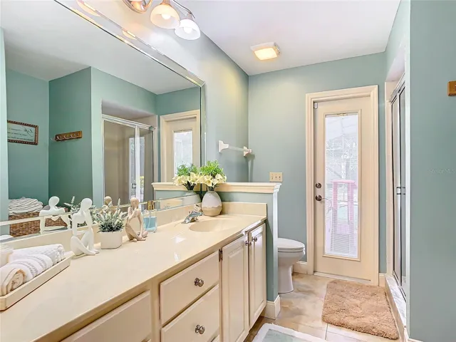 Guest/Pool Bathroom
