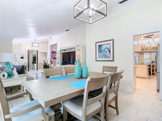 Formal Dining/ Living room
