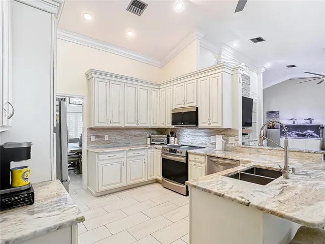 Custom Wood Cabinets