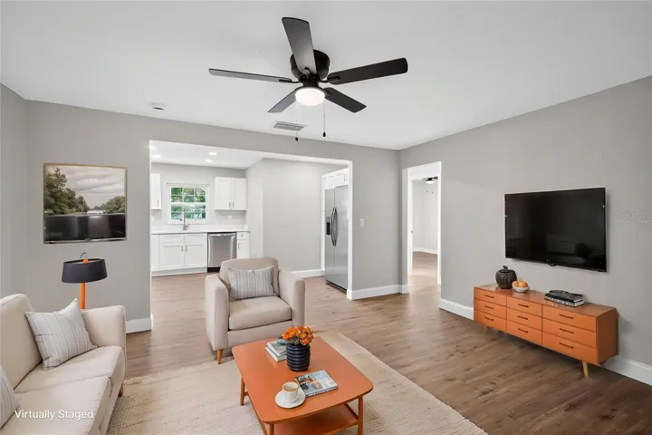 Virtually staged
