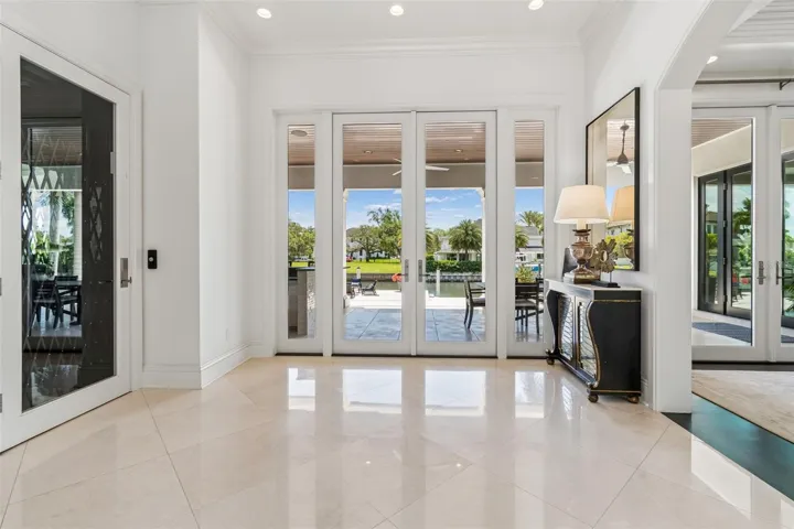 FRONT ENTRY GALLERY