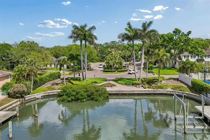 CULBREATH ISLES ENTRANCE GRAND CANAL