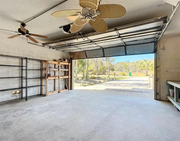 23x20 Garage with Tall Ceilings