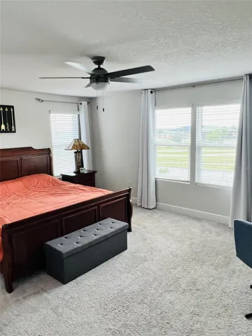 MASTER BEDROOM UPSTAIRS