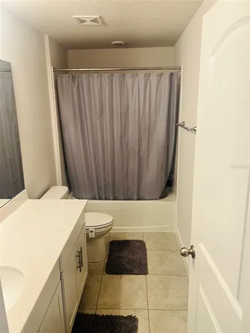 2ND FLOOR FULL BATHROOM