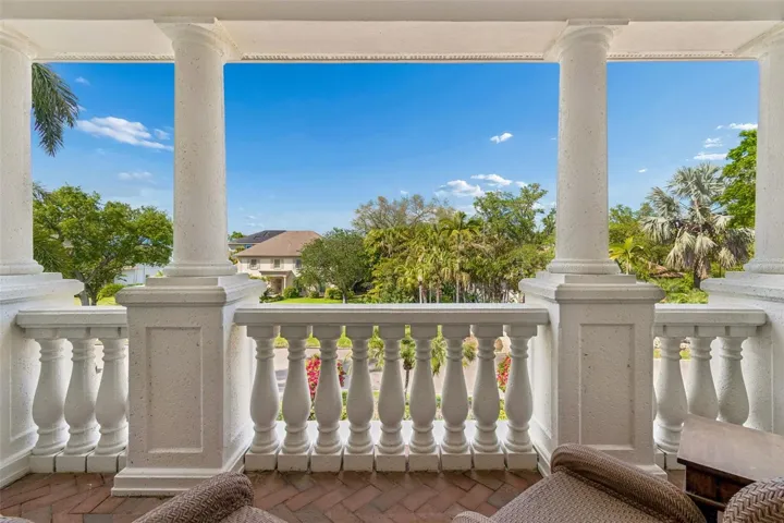 FRONT BALCONY