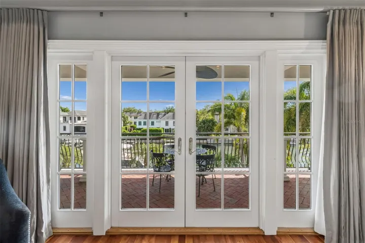 OWNERS VIEW