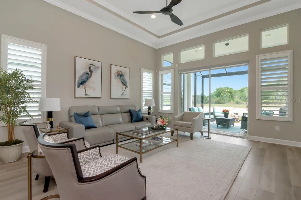 Living Room to lanai