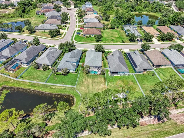 Large Backyard Fully Fenced, Parrish FL.