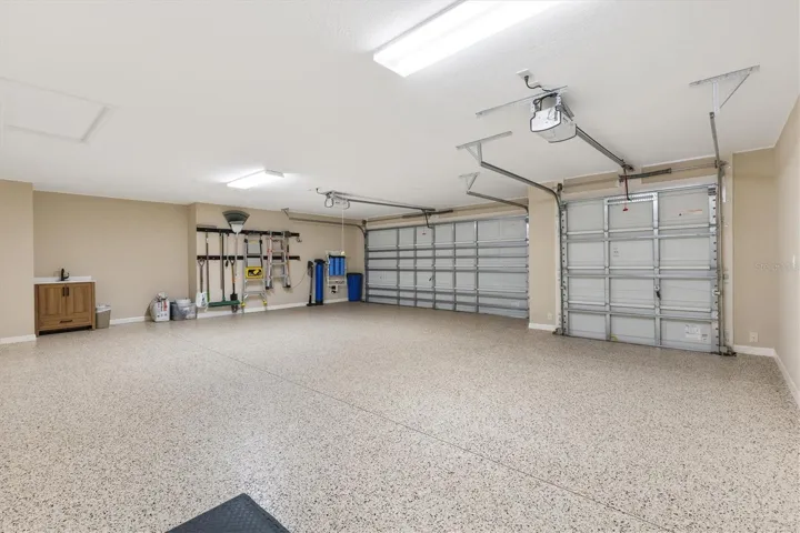 NEW SHARK COATING FLOORING*WHOLE HOUSE WATER FILTRATION SYSTEM*NEW OUTDOR SINK*TOOL RACK CONVEYS WITH THE HOME