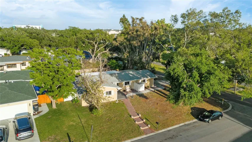 A look from above shows the large corner lot for privacy and quiet.