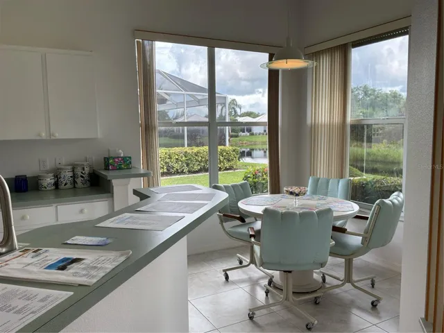Kitchen nook, over looking the pond