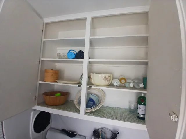 lots of storage in kitchen