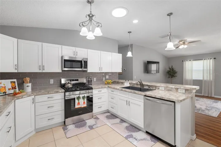 Large Kitchen