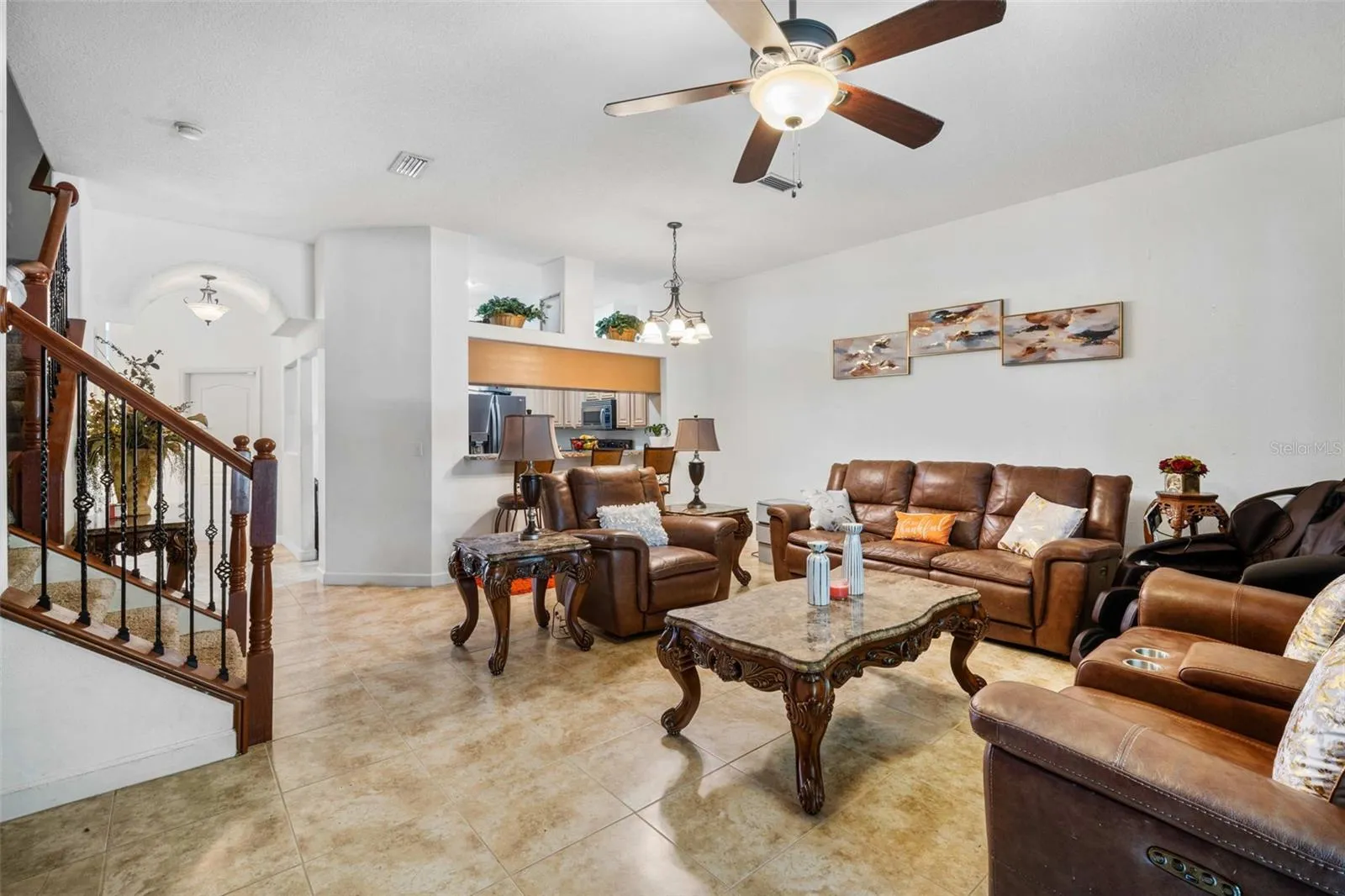 Living/Dining Area