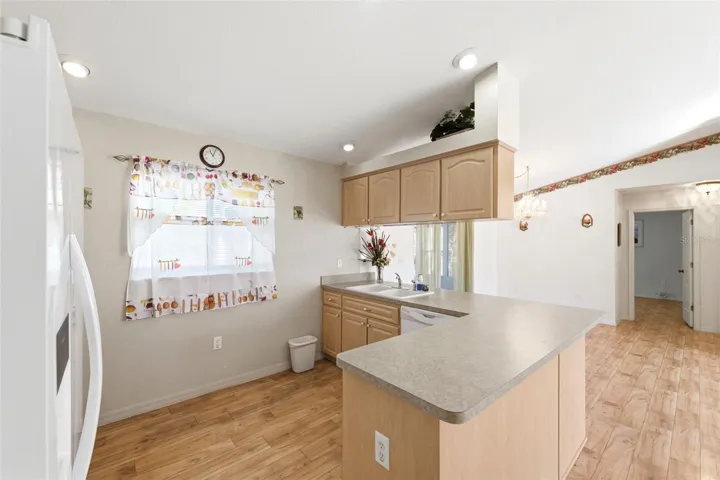 Kitchen/Dining